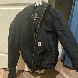 Black hooded carhartt jacket